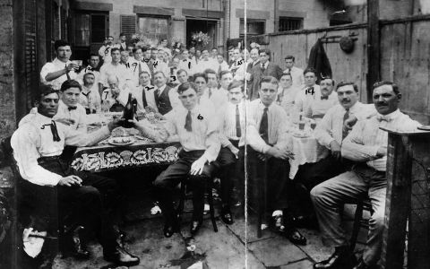 A new yorki Camorra az 1900-as években, fotó: gangsterbb.net A new yorki Camorra az 1900-as években, fotó: gangsterbb.net